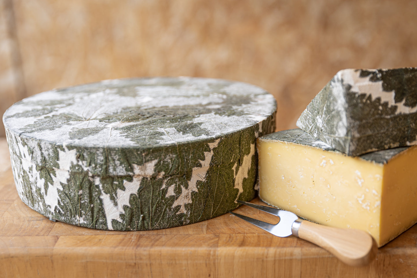 Cornish Yarg (Cornwall, cow, pasteurised, suitable for vegetarians)